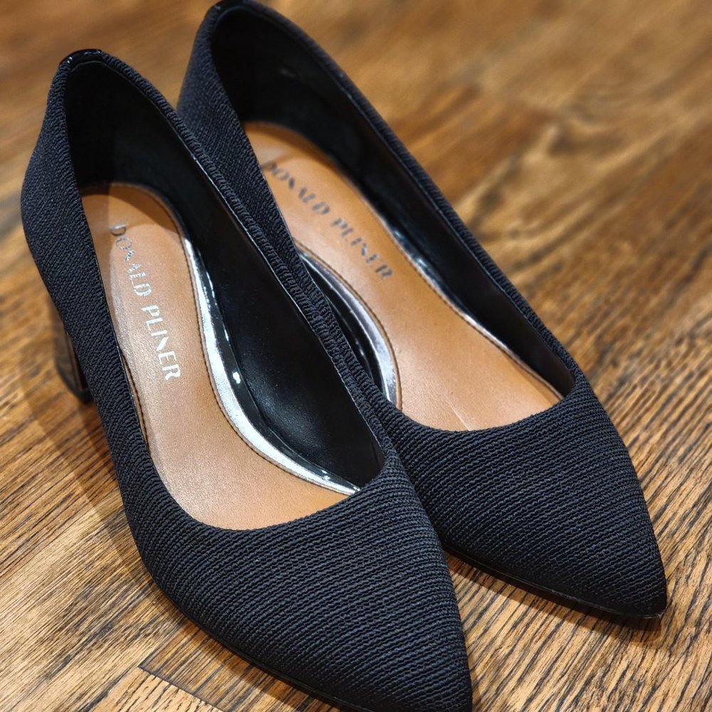 Donald Pliner Suzette Stretch Fabric Block Heel Pumps Size 6